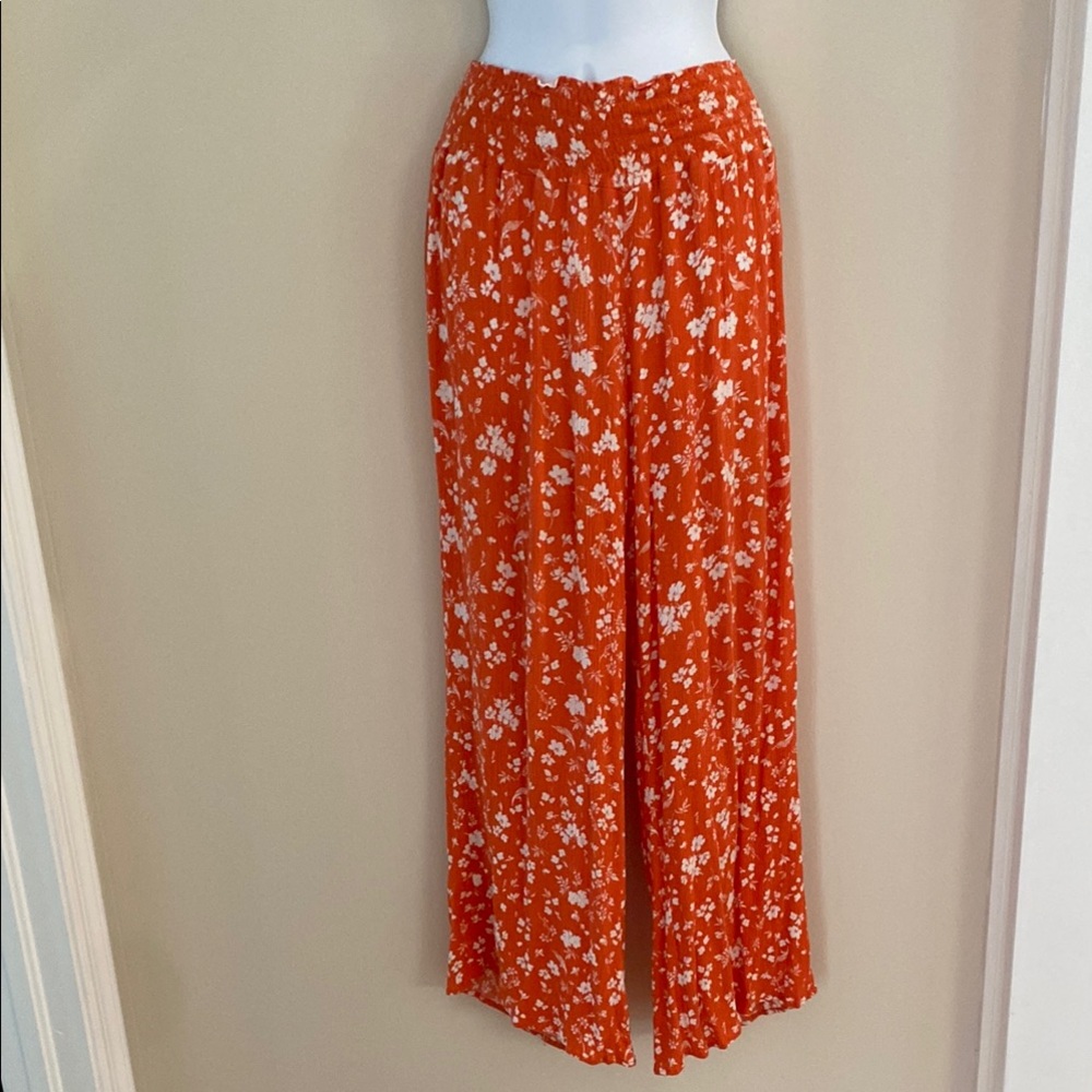 One 5 One Orange and White Wide Leg Pants. XL